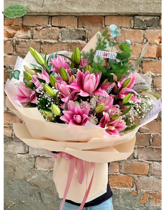 Hoa tặng ngày lễ 63